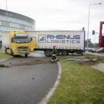 02.07.2020. Kielce. Wypadek na skrzyżowaniu Alei Solidarności i ulicy Świętokrzyskiej / Wiktor Taszłow / Radio Kielce