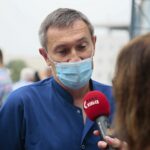 03.07.2020. Kielce. Trojaczki urodzone w WSZ w Kielcach w poniedziałek wychodzą do domu. Na zdjęciu: dr n.med. Grzegorz Świercz -ginekolog / Wiktor Taszłow / Radio Kielce