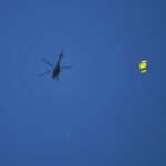 05.07.2020. Masłow. Drugi dzień Mistrzostw Polski Związku Polskich Spadochroniarzy oraz I Memoriał Spadochronowy im. gen. Tadeusza Buka / Wiktor Taszłow / Radio Kielce