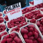 05.07.2020. Kielce. Owoce i warzywa na bazarach / Wiktor Taszłow / Radio Kielce