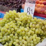 05.07.2020. Kielce. Owoce i warzywa na bazarach / Wiktor Taszłow / Radio Kielce