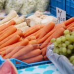 05.07.2020. Kielce. Owoce i warzywa na bazarach / Wiktor Taszłow / Radio Kielce