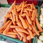 05.07.2020. Kielce. Owoce i warzywa na bazarach / Wiktor Taszłow / Radio Kielce