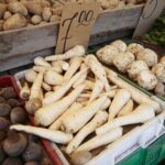 05.07.2020. Kielce. Owoce i warzywa na bazarach / Wiktor Taszłow / Radio Kielce