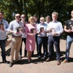 05.07.2020. Kielce. Działacze PiS zachęcają do wsparcia Andrzeja Dudy. Na zdjęciu (z prawej): Łukasz Korus, Krzysztof Słoń - senator, Wiesław Koza - radny, Anna Krupka - wiceminister sportu, Rafał Nowak - wicewojewoda świętokrzyski, Łukasz Trojak / Wiktor Taszłow / Radio Kielce