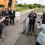 07.07.2020. DK nr 9 Ostrowiec Świętokrzyski - Opatów. Konferencja prasowa z udziałem ministra infrastruktury Andrzeja Adamczyka / Wiktor Taszłow / Radio Kielce