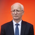 07.07.2020. DK nr 9 Ostrowiec Świętokrzyski - Opatów. Konferencja prasowa z udziałem ministra infrastruktury Andrzeja Adamczyka. Na zdjęciu: Krzysztof Strzelczyk - dyrektor kieleckiego oddziału GDDKiA / Wiktor Taszłow / Radio Kielce