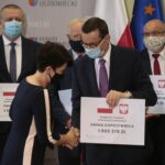 09.08.2020 Sudół koło Ostrowca Św. Spotkanie premiera Mateusza Morawieckiego z samorządowcami. / Wiktor Taszłow / Radio Kielce