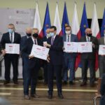 09.08.2020 Sudół koło Ostrowca Św. Spotkanie premiera Mateusza Morawieckiego z samorządowcami. / Wiktor Taszłow / Radio Kielce