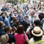 09.07.2020 Busko-Zdrój. Wizyta premiera Mateusza Morawieckiego. Na zdjęciu (w środku): premier Mateusz Morawiecki / Wiktor Taszłow / Radio Kielce