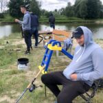 19.07.2020. Zawidza. Stawy rybne. Wędkarze / Grażyna-Szlęzak-Wójcik / Radio Kielce