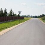 29.07.2020. Radomice. Konferencja dotycząca inwestycji drogowych w ramach funduszu dróg samorządowych / Wiktor Taszłow / Radio Kielce