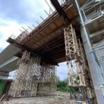 01.08.2020. Nowy Korczyn. Budowa mostu na Wiśle / Paweł Zagaja