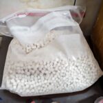 10.08.2020 Warszawa. CBŚP zatrzymało mieszkańca województwa świętokrzyskiego podejrzewanego o produkcję i sprzedaż fałszywych leków / cbsp.policja.pl