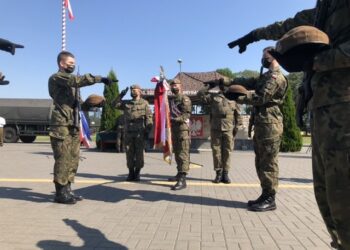 21.08.2020 Sandomierz. Przysięga terytorialsów / por. Marcin Kowal  / ŚBOT