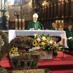 30.08.2020 Sandomierz. Powiatowe Święto Plonów połączone z Dożynkami Diecezjalnymi. Na zdjęciu: biskup diecezji sandomierskiej Krzysztof Nitkiewicz. / Grażyna Szlęzak-Wójcik / Radio Kielce