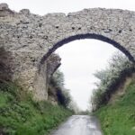 26.08.2020. Fotopuzzle z Radiem Kielce. Ruiny zamku w Ossolinie / Radio Kielce