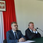 22.08.2020 Końskie. Na zdjęciu od lewej: Grzegorz Piec - starosta konecki, Janusz Wojciechowski - komisarz europejski ds. rolnictwa / Magdalena Galas-Klusek / Radio Kielce