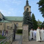 29.08.2020. Jędrzejów. Poświęcenie figury bł. Wincentego Kadłubka / Ewa Pociejowska-Gawęda / Radio Kielce