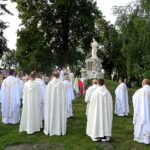 29.08.2020. Jędrzejów. Poświęcenie figury bł. Wincentego Kadłubka / Ewa Pociejowska-Gawęda / Radio Kielce