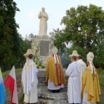 29.08.2020. Jędrzejów. Poświęcenie figury bł. Wincentego Kadłubka / Ewa Pociejowska-Gawęda / Radio Kielce