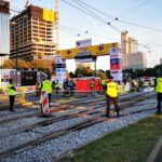 05.08.2020 Katowice. Policja pracuje na miejscu wypadku, do którego doszło podczas finiszu 1. etapu Tour de Pologne / śląska policja