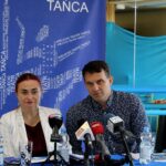 24.08.2020 Kielce. KTT. Konferencja przed premierą „Kopciuszka”. Na zdjęciu (od lewej): Elżbieta Pańtak - dyrektor Kieleckiego Teatru Tańca i Grzegorz Pańtak - zastępca dyrektora Kieleckiego Teatru Tańca / Faustyna Terelak / Radio Kielce