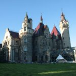 Muzyczne podróże. Opolszczyzna - Zamek w Mosznej / Robert Felczak / Radio Kielce