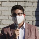 06.08.2020. Niewachlów. Spotkanie z mieszkańcami. Na zdjęciu: Marcin Stępniewski - radny Rady Miasta Kielce