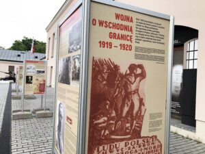 08.08.2020. Kielce. Wystawa „Wojna o wschodnią granicę 1919-1920” / Jarosław Kubalski / Radio Kielce