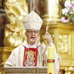 31.08.2020 Kielce. 40. rocznica powstania Solidarności. Msza święta w katedrze. Biskup Jan Piotrowski / Jarosław Kubalski / Radio Kielce