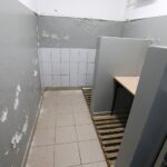 25.08.2020 Kielce Pomieszczenia SP 13 przeznaczone do remontu / Jarosław Kubalski / Radio Kielce