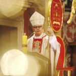 31.08.2020 Kielce. 40. rocznica powstania Solidarności. Msza święta w katedrze. Biskup Jan Piotrowski / Jarosław Kubalski / Radio Kielce