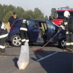 06.08.2020. Ruda Maleniecka. Zderzenie trzech pojazdów / Jarosław Kubalski / Radio Kielce