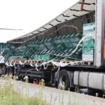 04.08.2020. Morawica. Wypadek ciężarówki przewożącej piwo / Jarosław Kubalski / Radio Kielce