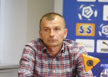 16.09.2019. Kielce. Tymczasowy trener Korony Sławomir Grzesik / Jarosław Kubalski / Radio Kielce