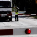 28.08.2020 Kielce. Akcja profilaktyczna o podstawowych zasadach bezpiecznego zachowania na przejazdach kolejowych / Jarosław Kubalski / Radio Kielce