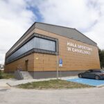 27.08.2020 Chmielnik. Otwarcie hali sportowej / Jarosław Kubalski / Radio Kielce