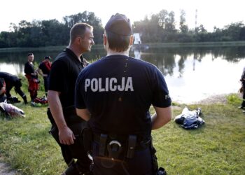 Kielce. Akcja poszukiwawcza przy Zalewie Kieleckim / Jarosław Kubalski / Radio Kielce