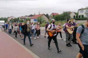 06.08.2020 Wiślica. 39. Piesza Pielgrzymka Diecezji Kieleckiej na Jasną Górę / Marta Gajda / Radio Kielce