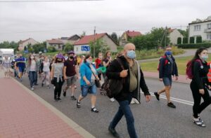 06.08.2020 Wiślica. 39. Piesza Pielgrzymka Diecezji Kieleckiej na Jasną Górę / Marta Gajda / Radio Kielce