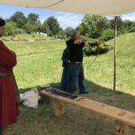 01.08.2020. Sandomierz. Strzelanie z łuku do słomianej tarczy / Grażyna Szlęzak-Wójcik / Radio Kielce