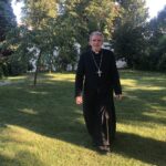 01.08.2020. Sandomierz. Ogród biskupi. Na zdjęciu: Krzysztof Nitkiewicz - biskup sandomierski / Grażyna Szlęzak-Wójcik / Radio Kielce