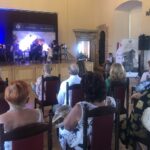 09.08.2020. Sandomierz. Sandomierz Fashion Street. Na zdjęciu (od lewej): Serafin Andrzejak - projektant, Maciej Majzner - reżyser pokazów mody i Joanna Horodyńska - modelka i stylistka telewizyjna / Grażyna Szlęzak-Wójcik / Radio Kielce