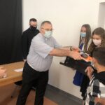 26.08.2020. Sandomierz. Akcja „Tornister pełen uśmiechów” / Grażyna Szlęzak-Wójcik / Radio Kielce