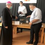 26.08.2020. Sandomierz. Akcja „Tornister pełen uśmiechów” / Grażyna Szlęzak-Wójcik / Radio Kielce