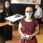 26.08.2020. Sandomierz. Akcja „Tornister pełen uśmiechów” / Grażyna Szlęzak-Wójcik / Radio Kielce