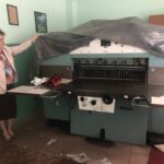 28.08.2020 Sandomierz. Pomieszczenia „Starej Zecerni”. Na zdjęciu Barbara Rożek - dyrektor biblioteki w Sandomierzu / Grażyna Szlęzak-Wójcik / Radio Kielce