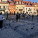 30.08.2020 Sandomierz. Turyści zwiedzają miasto / Grażyna Szlęzak-Wójcik / Radio Kielce