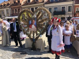 30.08.2020 Sandomierz. Powiatowe Święto Plonów połączone z Dożynkami Diecezjalnymi / Grażyna Szlęzak-Wójcik / Radio Kielce